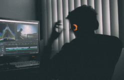 SOUND AND VISION : <br>PRODUZIONE AUDIO NEL MOTION DESIGN E VIDEO